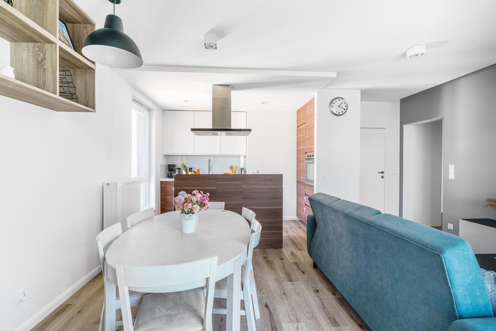 Apartamenty Homely Place Serce Poznania - Stary Rynek - Parking Стая снимка
