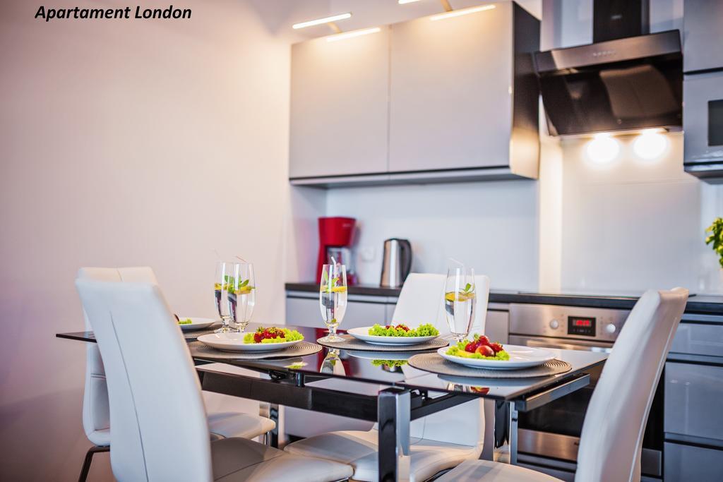 Apartamenty Homely Place Serce Poznania - Stary Rynek - Parking Екстериор снимка