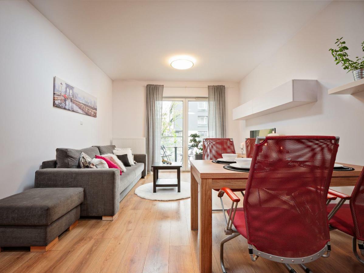 Apartamenty Homely Place Serce Poznania - Stary Rynek - Parking Екстериор снимка