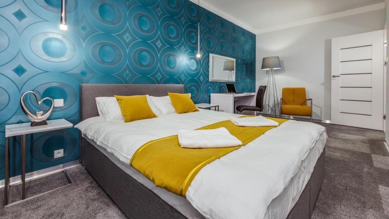 Apartamenty Homely Place Serce Poznania - Stary Rynek - Parking Стая снимка